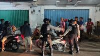 Parkir Semrawut, Pengendara Sepeda Motor Ditertibkan Anggota Patroli Samapta Polres Banggai