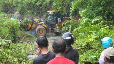 Reaksi Cepat ERT PT KFM Bantu Penanggulangan Banjir Dan Longsor