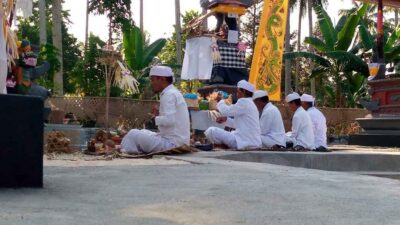 Pemangku Adat Hindu Simpang Raya di Banggai Sebut Kehadiran PT KFM Sangat Membantu Umat