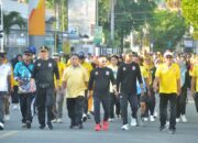 Bupati Banggai Bersama Ribuan Peserta Susuri Rute Jalan Santai HUT PGRI ke 78 dan Hari Guru Nasional