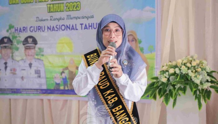Bunda Paud Banggai Kunjungi Ajang Lomba Kelompok Bermain dan Taman Kanak Kanak