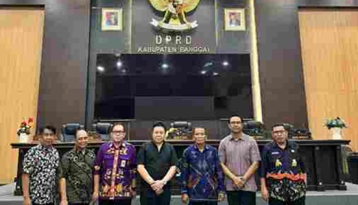 Ketua DPRD Kota Salatiga Jawa Timur Kunjungi DPRD Banggai