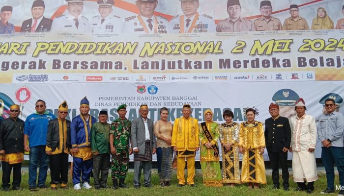 Peringatan Hardiknas di Banggai Wabup  Furqanuddin Bacakan Amanat  Kemendikbudristek