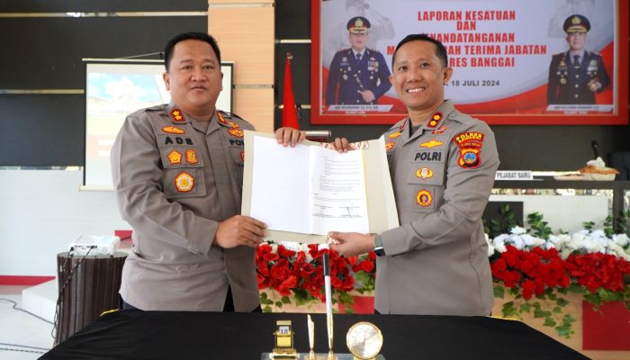 Polres Banggai Gelar Memori Serah Terima Jabatan Kapolres, AKBP Putu Hendra : Akan Lanjutkan Program Prioritas