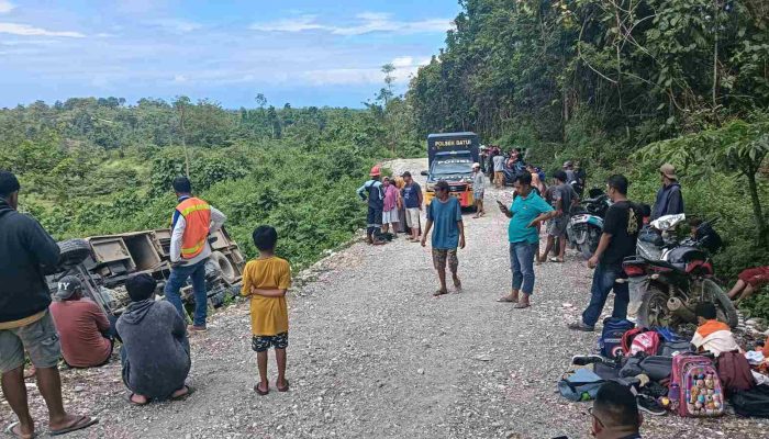 Bus Tumpangan Anak TK dan SD Masuk Jurang, 14 Murid di Larikan ke Puskesmas 2 Rujuk RSUD Luwuk