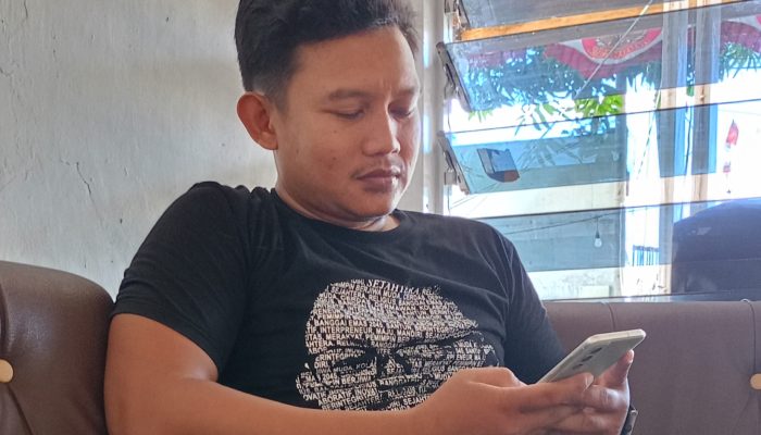 Pentolan AMPG Firdaus Arsad Menilai Aleg DPRD Banggai Panji Tamoreka Sukses Mengedukasi Masyarakat di Setiap Orasi Politiknya