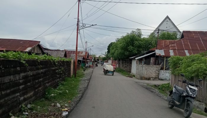 Puluhan Tahun Rusak Parah, Jalan Menuju Kompleks Muara Bunta Kini Aspal Mulus