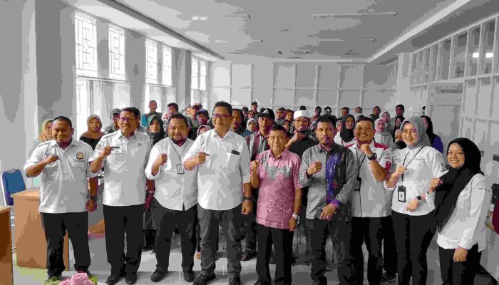 Sebanyak 65 KK Terima Bantuan UEP Masing Masing Rp 10 Juta, Kadinsos Banggai Rudi Bullah : Manfaatkan Modal Itu Dengan Baik