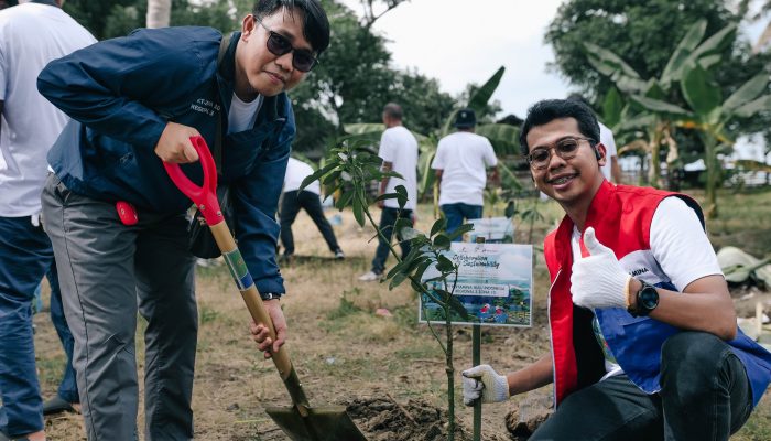 Peduli Lingkungan Sejak Dini, SKK-PEP Donggi Matindok Field Tanam 2.600 Bibit Pohon di Sekolah Ring Satu Perusahaan