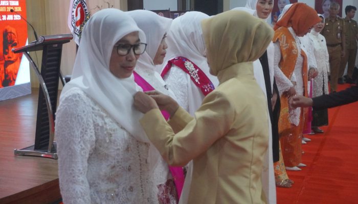 Ketua Dekranasda Sulteng Kukuhkan Pengurus Kabupaten Kota Masa Bakti 2025-2030