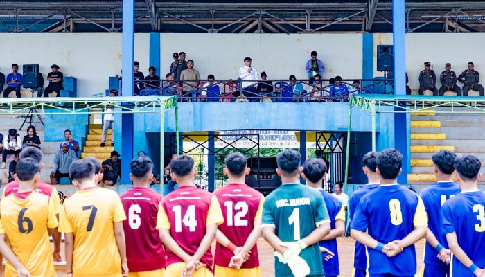 Wabup Banggai Buka Laga Tanding Perdana Cabor Sepak Bola, Nuhon Menang Tipis Atas Lutim Kintom Libas Lamala Tanpa Balas
