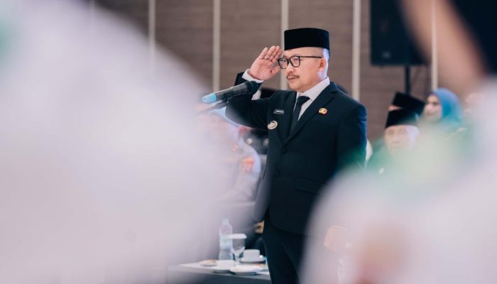 Bupati Amirudin Kukuhkan Calon Paskibraka Banggai Tahun 2025 Siap Kibarkan Merah Putih