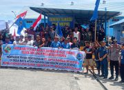 KUPP Bunta Imran Usman Jelaskan Kewenangan Teknis Pelabuhan Umum dan Tersus Dihadapan TKBM Teluk Dolango