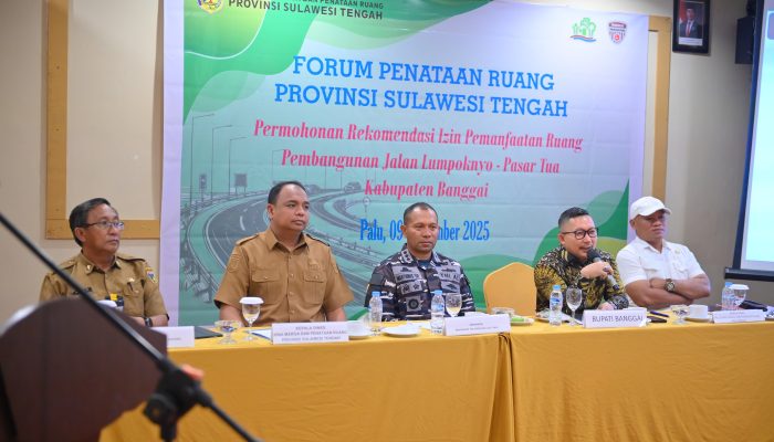 Bupati Amirudin Paparkan Rencana Jalan Lumpoknyo – Pasar Tua di Forum Penataan Ruang