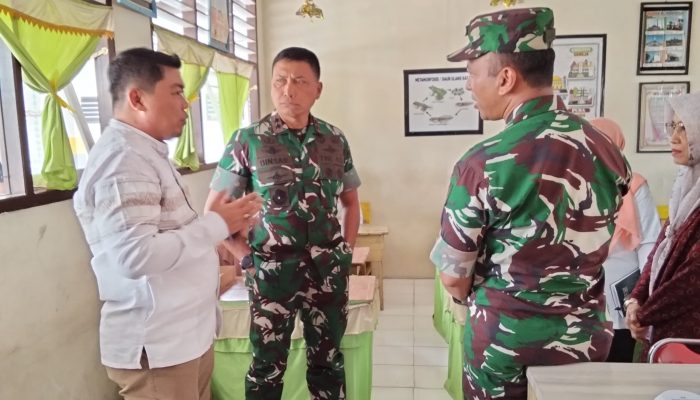 Kadisdikbud Banggai Dampingi Pangdam XXIII Palaka Wira Kunjungi SDN Simpong Tinjau MBG