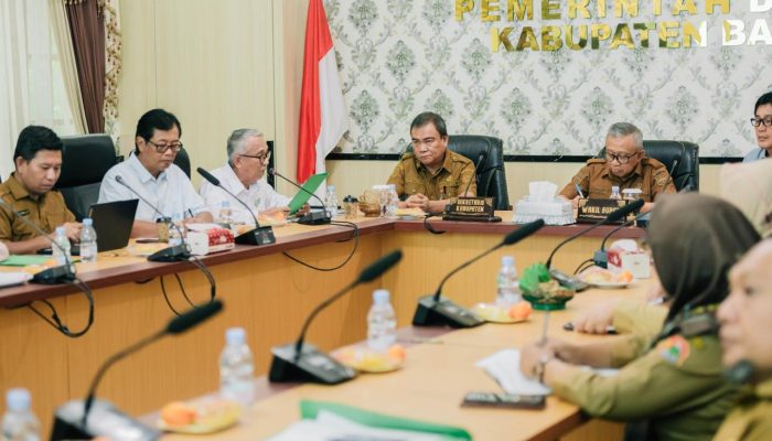 Wabup Furqanuddin Pimpin Rapat Umum Pemegang Saham PT BEU