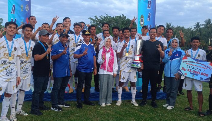 Anwar Hafid Tutup Kejuaraan Sepak Bola Demokrat Cup 2025, : Event “Berani Cup” Akan Hadir di Semua Kabupaten Se-Sulteng