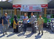 Disnakeswan Banggai Salurkan Kendaraan Pengangkut Pakan Ternak 
