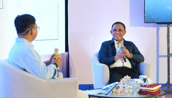 10 Bulan Pimpin Sulteng Gubernur Anwar Hafid Wujudkan “Berani Cerdas” Anggaran Rp 84 Miliar Cover 23.569 Ribu Pelajar Mahasiswa