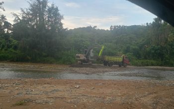 Penambangan Pasir Pakai Exavator Keruk Aliran Sungai Tempesu, Material Digunakan Bangun Ruko Milik Pengusaha