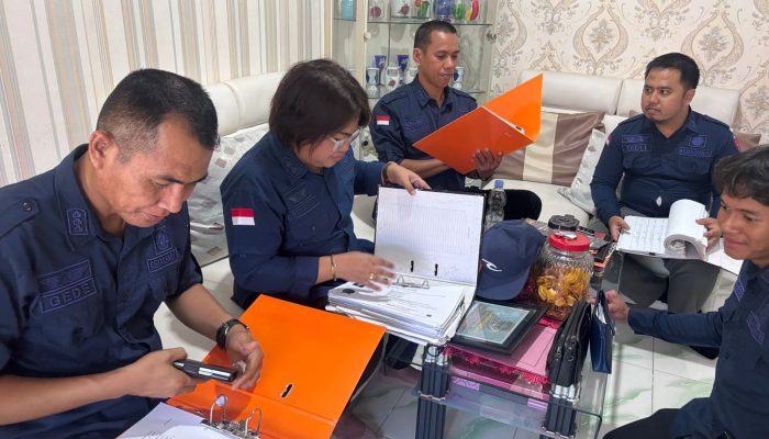 Dugaan Korupsi Tambang : Tim Penyidik Kejati Sulteng Geledah dan Sita Barang Bukti 
