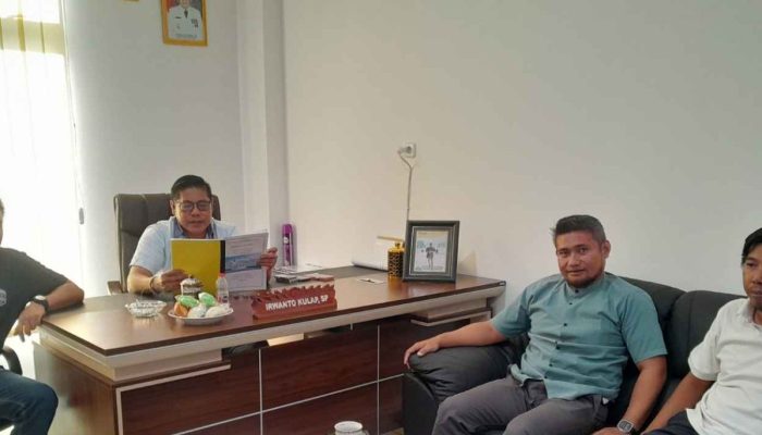Aleg DPRD Banggai Irwanto Kulap Bantu Rehabilitasi Mesjid Bunta Dorong Lewat ABT