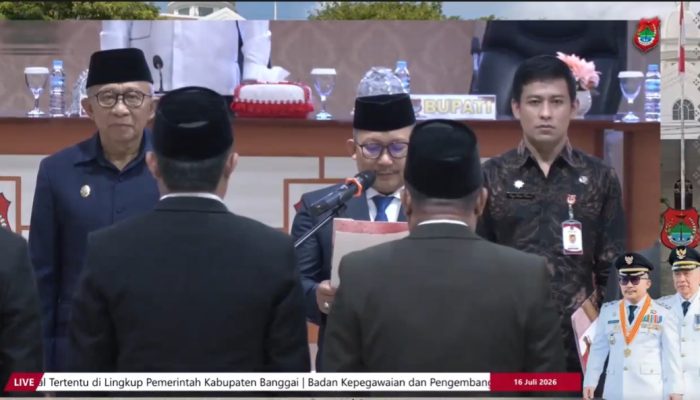 Bupati Percayakan Kadis PUPR Banggai I Dewa Supatriagama Jabat Plt Kabag PBJ Setda Banggai