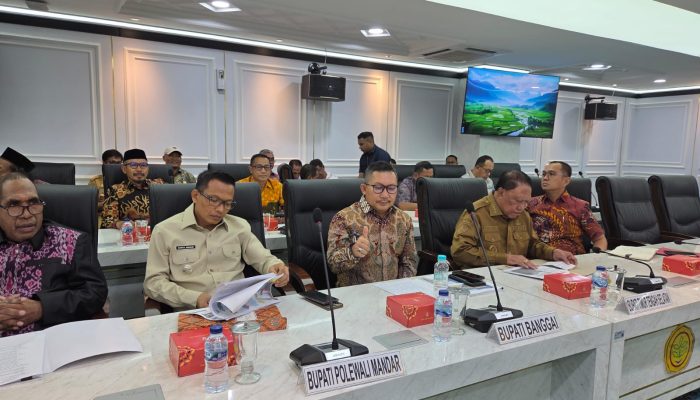Kemarau Panjang Ancam Pertanian, Bupati Amirudin Temui Mentan RI Bantuan Terkucur Petani Tersenyum