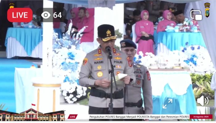 Kapolda Sulteng Kukuhkan Polresta Banggai dan Resmikan Polres Balut, Irjen Pol Nasri Sulaeman : Kenaikan Status Harus Selaras Dengan Peningkatan Kualitas