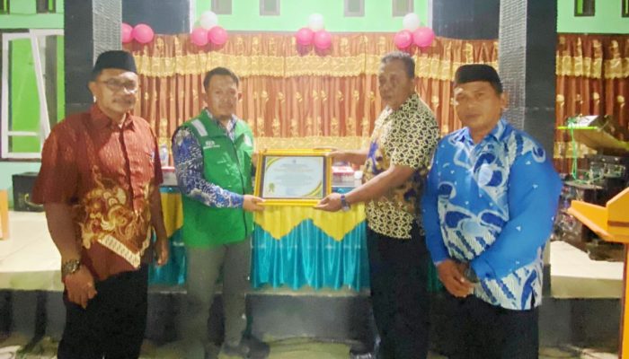Masa Akademik Berakhir KKN UMLB Angkatan ke-40 Pamitan, Pemdes Selekan Anugrahi Penghargaan